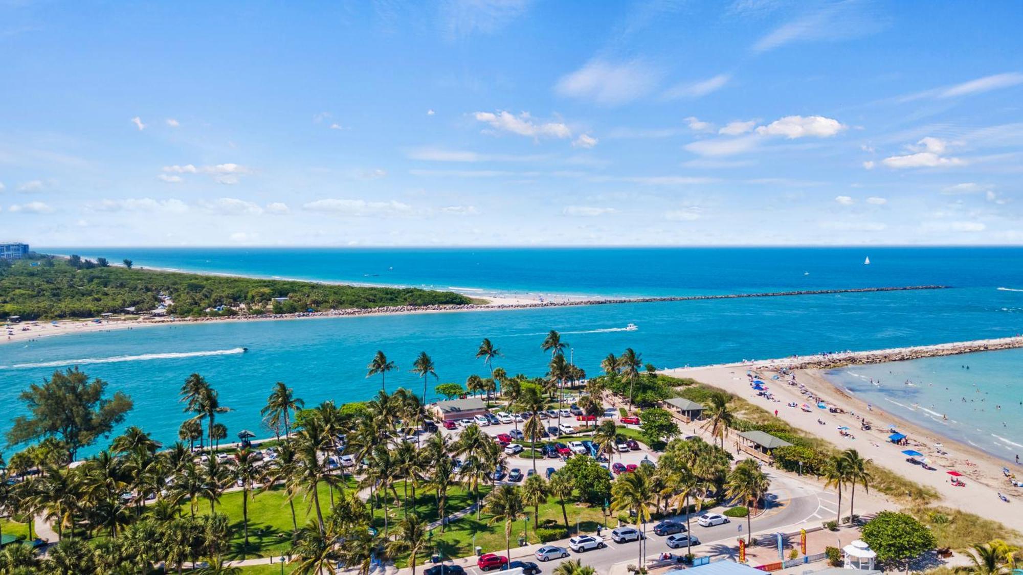 Partial Ocean View Hotel Room- King Bed #1 Fort Pierce Exterior foto